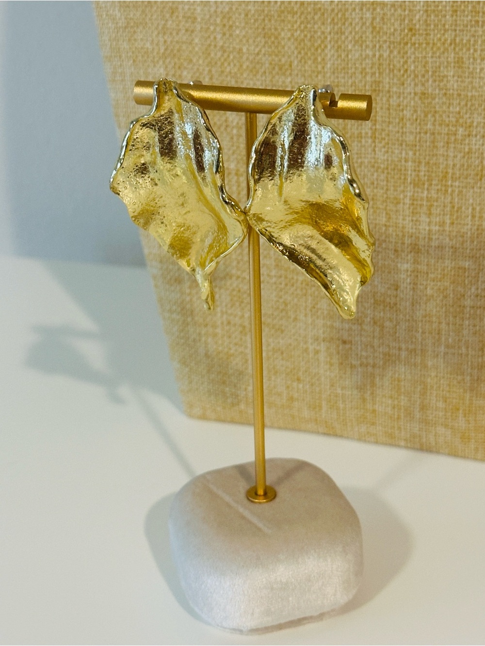 Fashion Jewelry Gold Leaf Sculptural Earrings